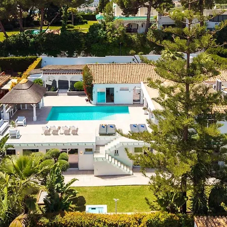 Villa Vacation Marbella I Promise, Private Hot Tub, Turquoise Pool, Sauna, Turkish Bath, Gym, Close To Golfs Estepona
